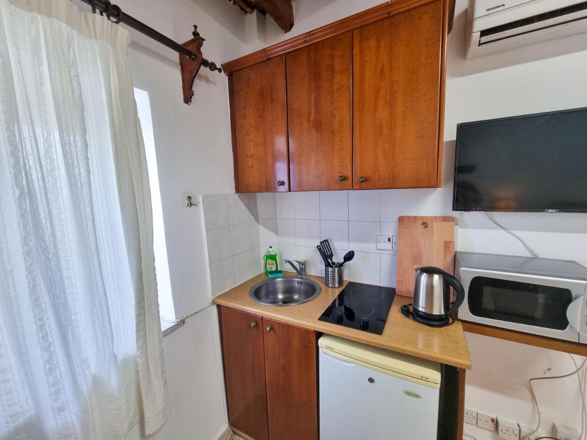 Ferienwohnung Athena'S Pool Oasis Skarinou Exterior foto